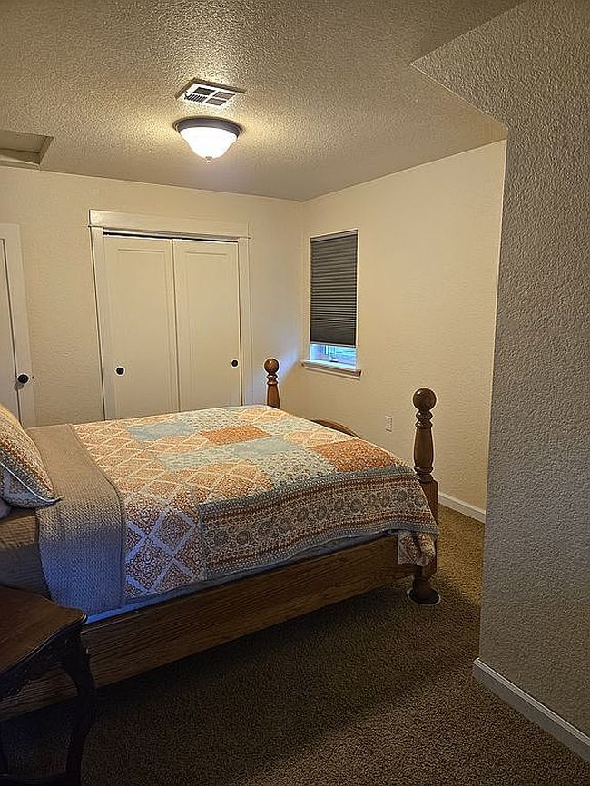 Photo of 16650 Arctic Way