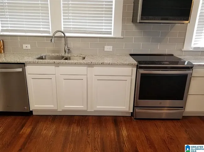 Additional photo 3 of property located at 1173 18th Ave S