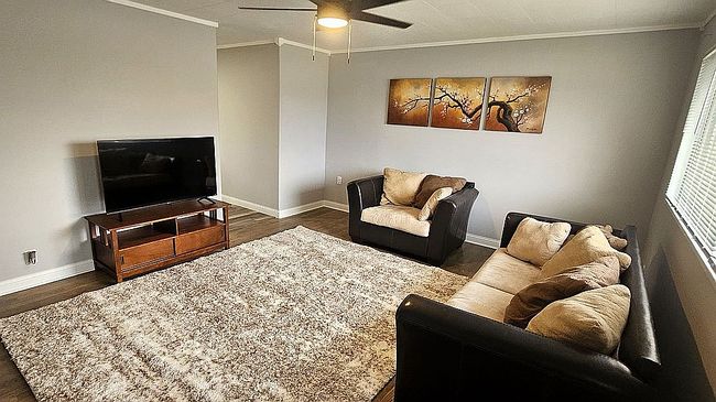 Image of 152 Bel Air Dr