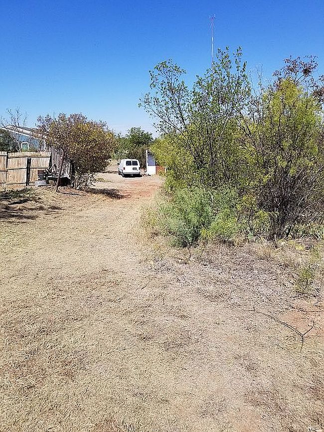 Image of 3702 Seymour Rd