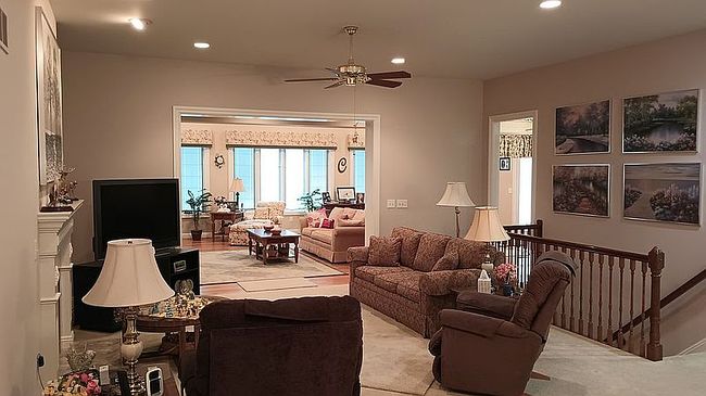 Image of 841 Lauren Dr
