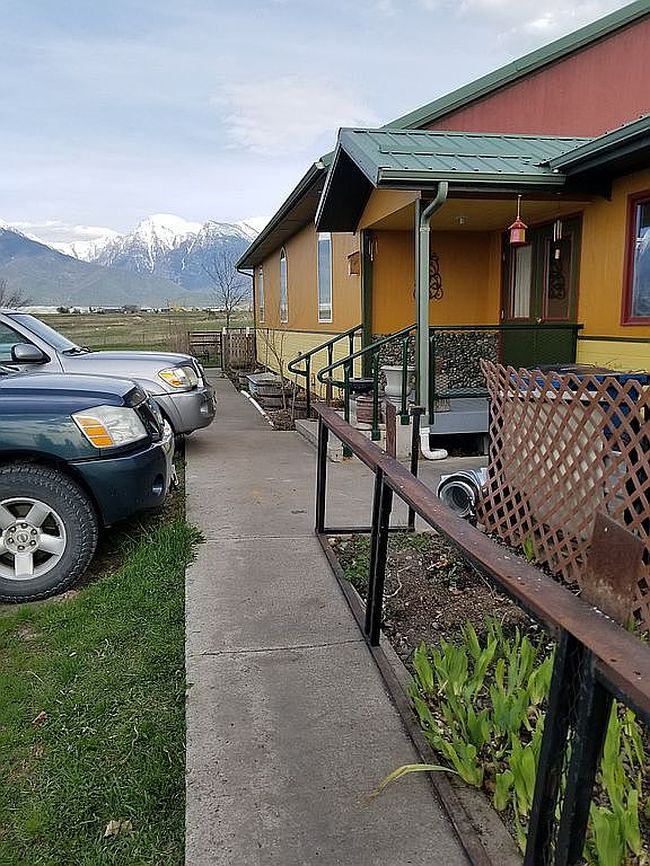Photo of 529 3rd Ave, St Ignatius, MT