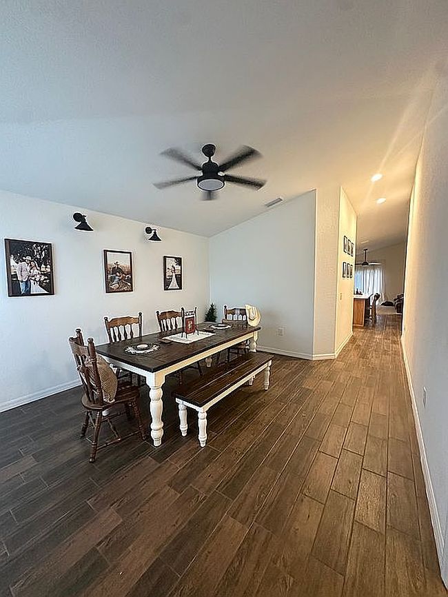 Photo of 254 S Lake Ave, Frostproof, FL