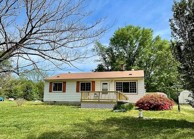 Photo of 60 Taylor Rd, Cartersville, VA