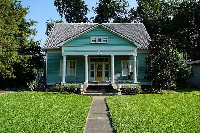 Photo of 107 E Saint Peter St, Carencro, LA