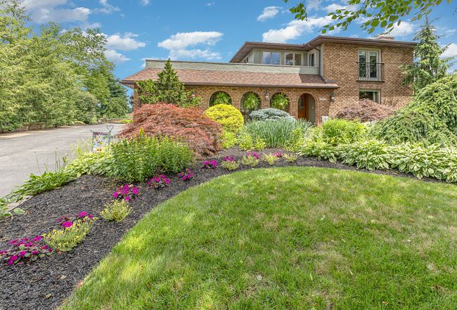 Photo of 1375 Detwiler Dr, York, PA