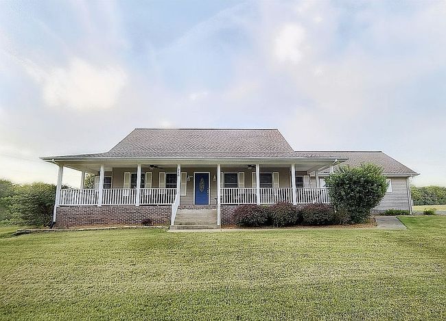 Photo of 246 Driftwood Dr, Cadiz, KY
