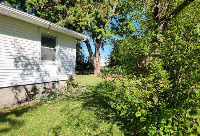Photo of 136 W 5th Ave, Woodhull, IL