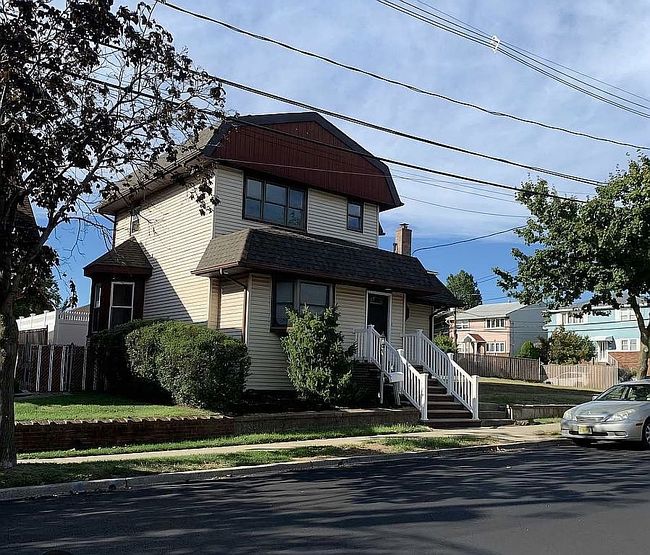 Image of 512 Monroe St