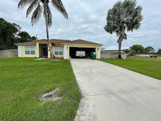 Photo of 113 Brisbane St, Sebastian, FL