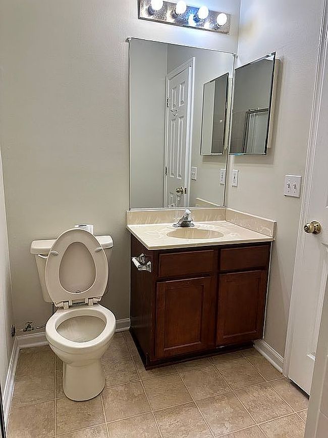 Additional photo 3 of property located at 5015 Kemsley Rd