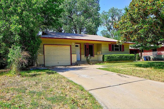 6136 Sundown Dr, Fort Worth, TX