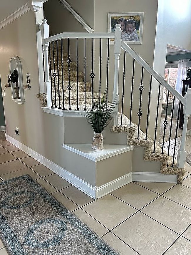 Photo of 26718 Arcadia Dr, Flat Rock, MI