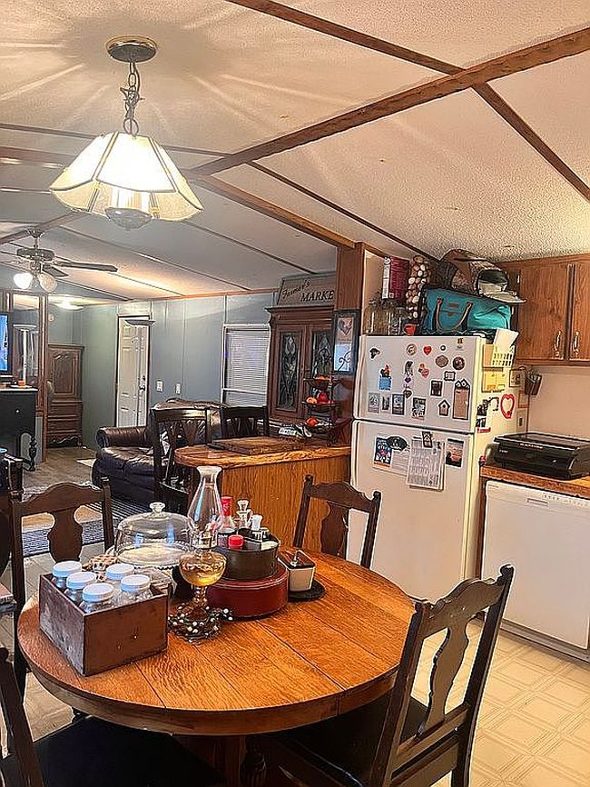Photo of 110 Ahoy Ave, Penhook, VA