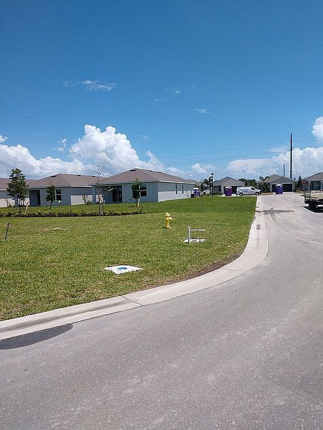 Photo of 2859 Star Coral Dr, North Fort Myers, FL