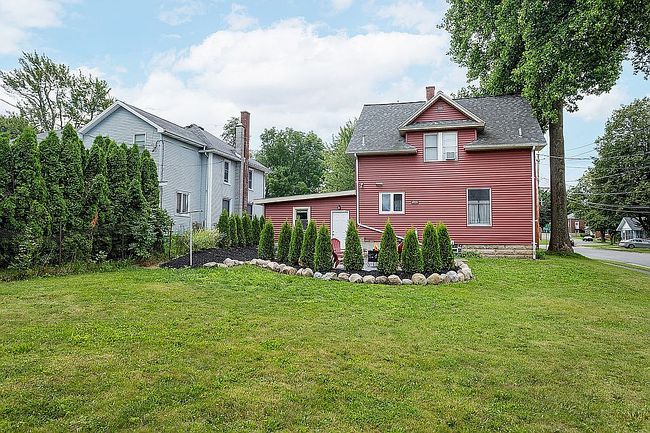 Image of 2 Pearl St