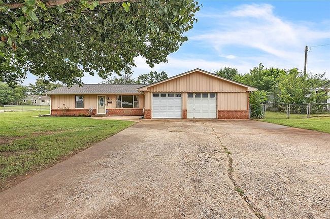 Photo of 1708 S Bryant Ave, Del City, OK