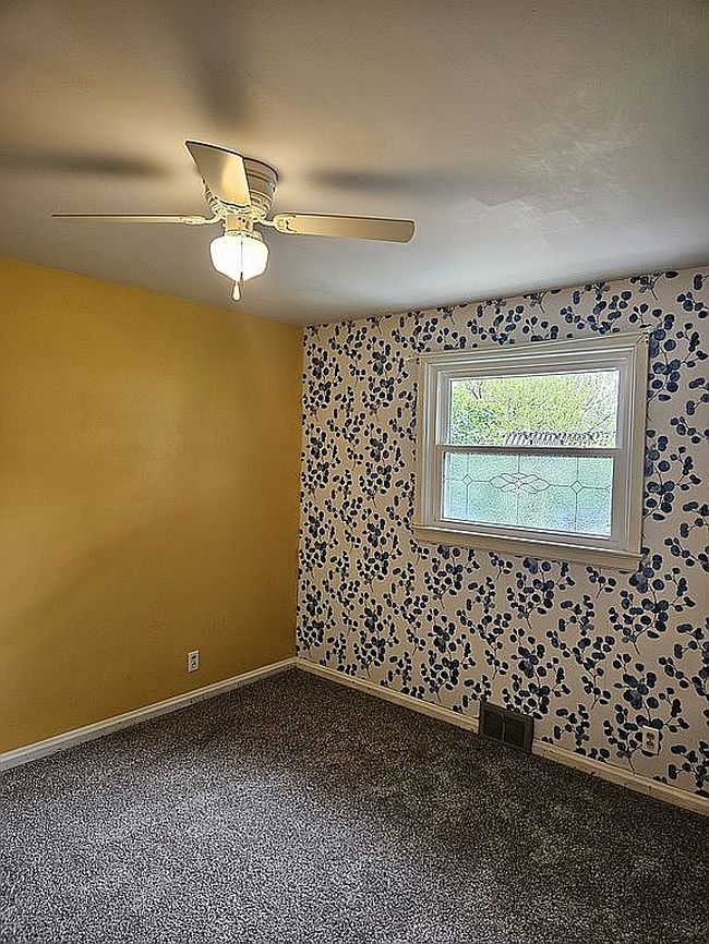 Image of 4363 Roosevelt St