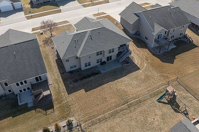 Image of 5215 Triple Crown Dr