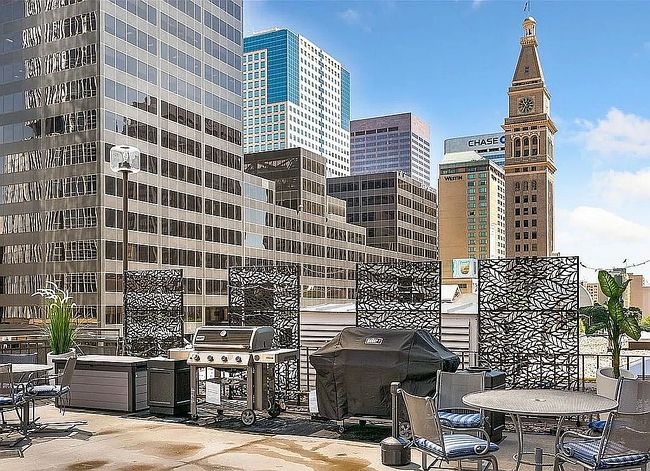 Photo of 1020 15th St Apt 34H, Denver, CO