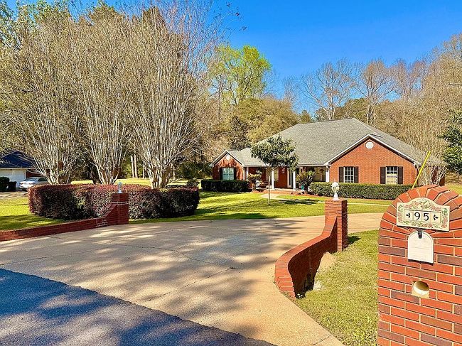 Photo of 95 Sunrise Cir