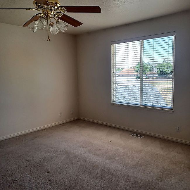 Photo of 624 E 650 N, Ogden, UT
