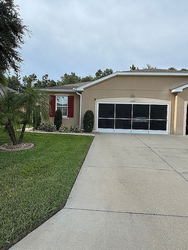 Photo of 26939 White Plains Way, Leesburg, FL