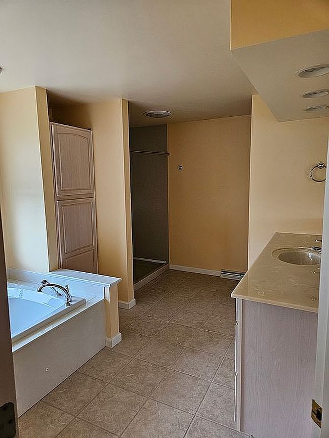Photo of 208 Cochise Trl, Lock Haven, PA