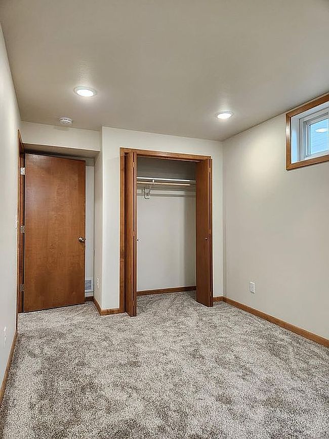 Image of 919 S 17th St