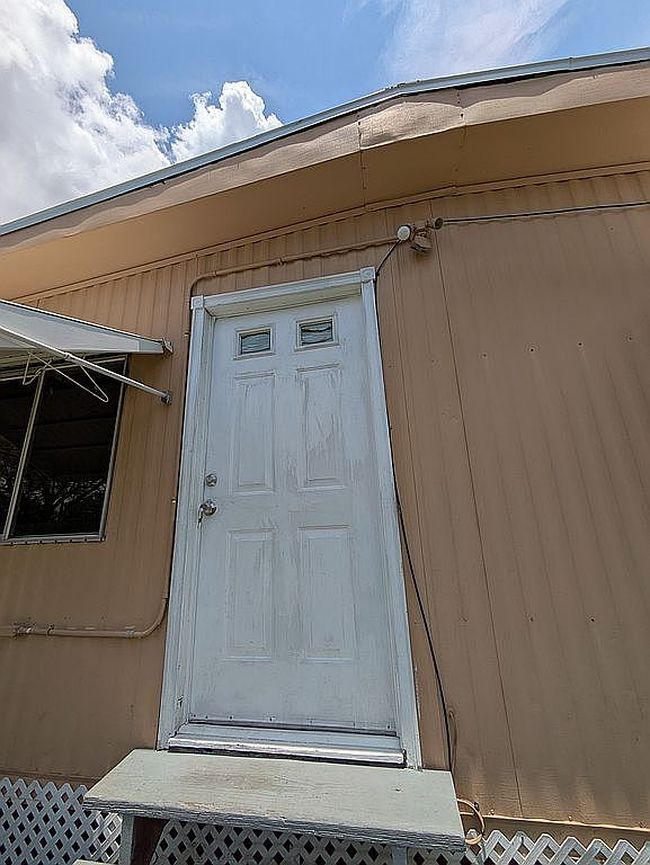 Additional photo 3 of property located at 2751 Burrows Ave