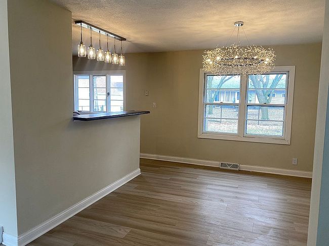 Image of 1306 Oak Blvd