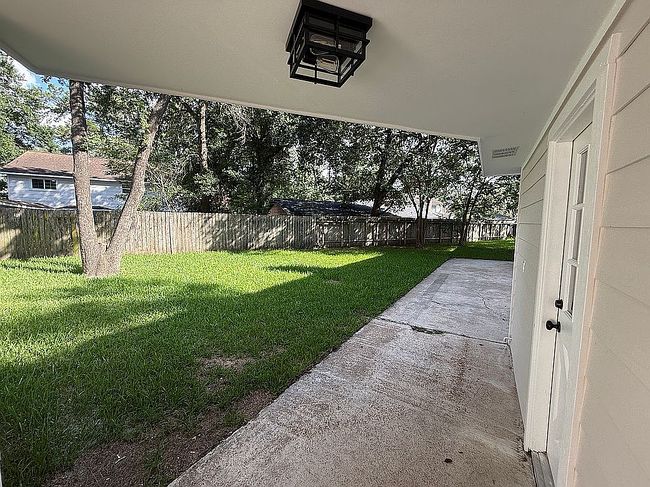 Photo of 8215 Twining Oaks Ln, Spring, TX