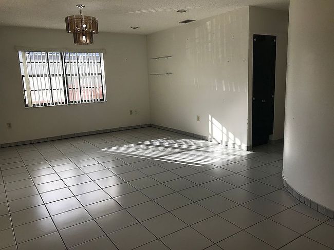 Image of 3635 Nw 12th St