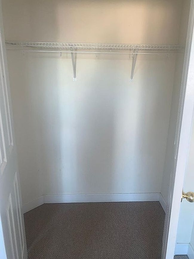 Additional photo 3 of property located at 9463 Vess Ct