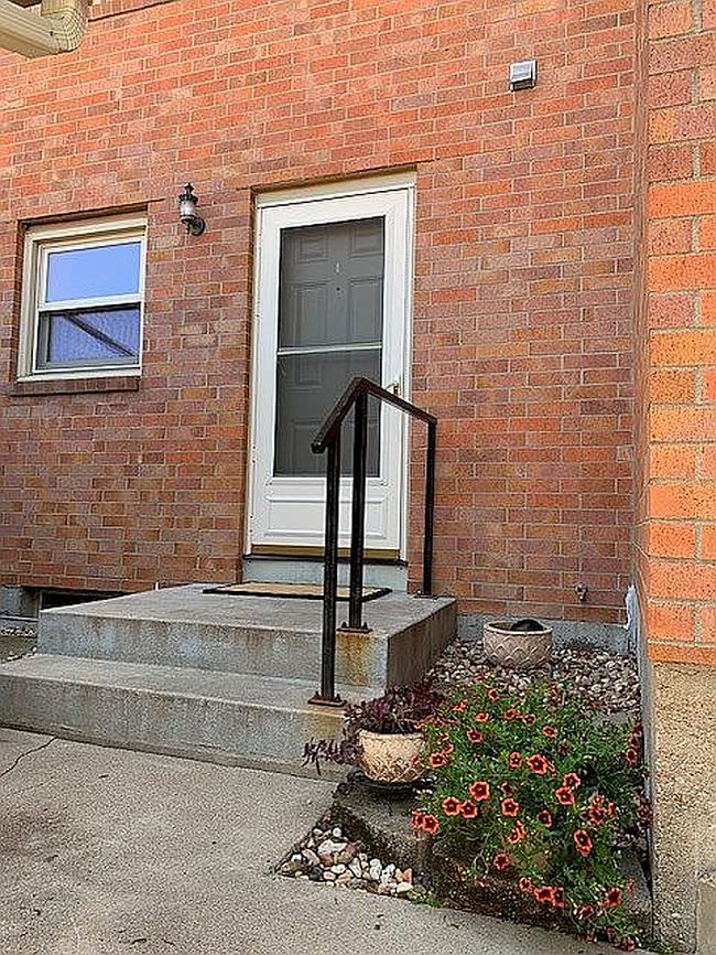 Image of 2627 Nottingham Ct #Townhouse