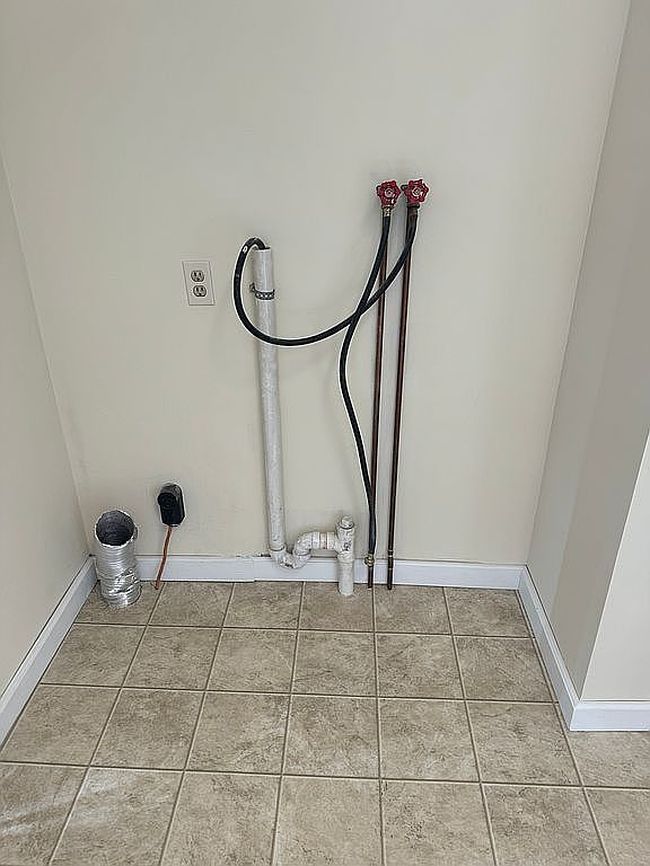 Photo of 38-40 Elm St, Nassau, NY