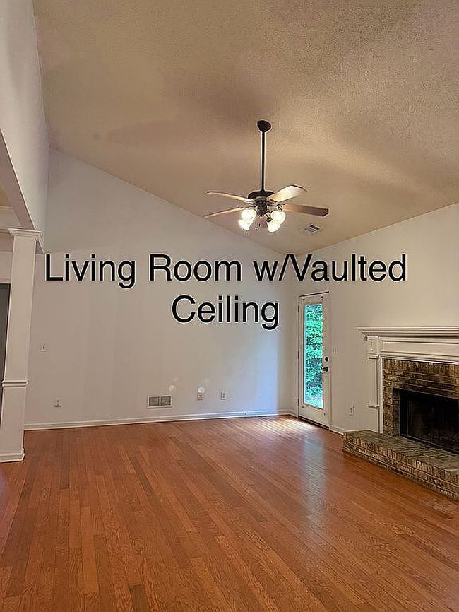 Additional photo 3 of property located at 169 Rachel Blvd