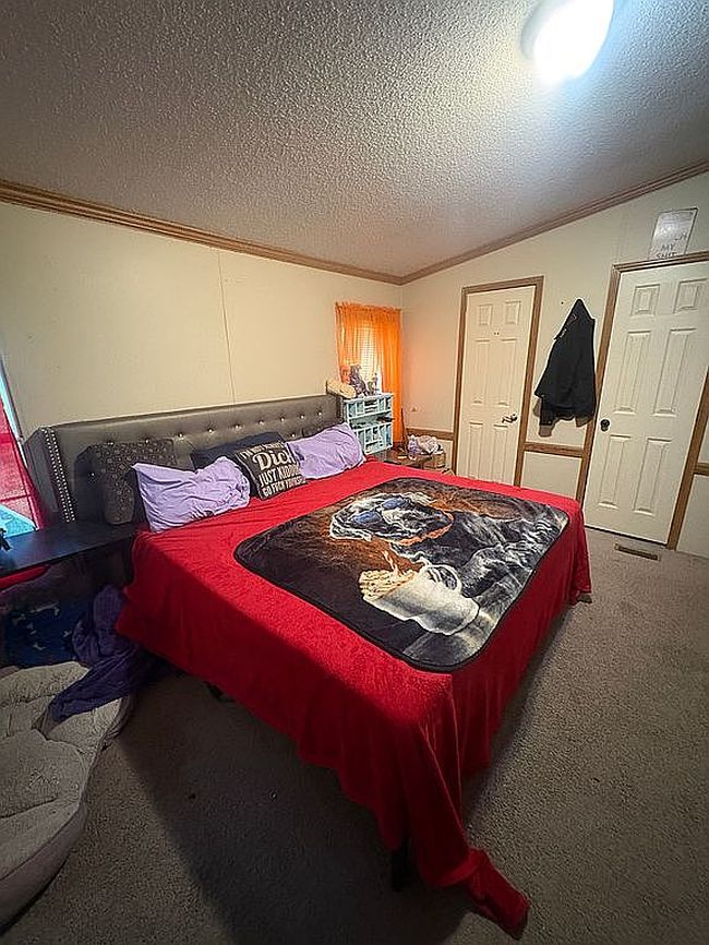 Photo of 8902 Cedar Rd, Breinigsville, PA