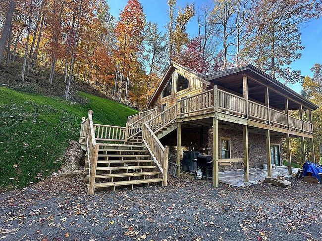 Image of 300 Anne Dr