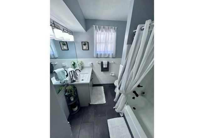 Photo of 5650 Palm Ave
