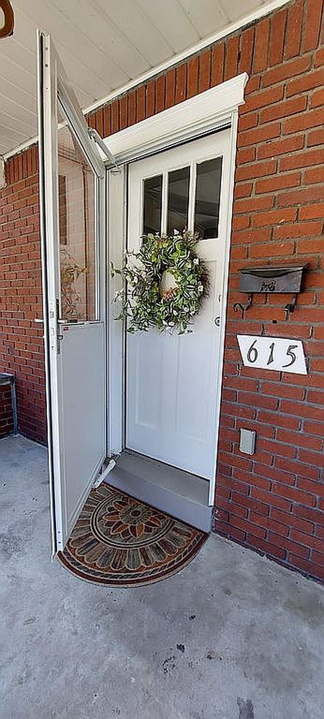 Image of 615 Frederick St