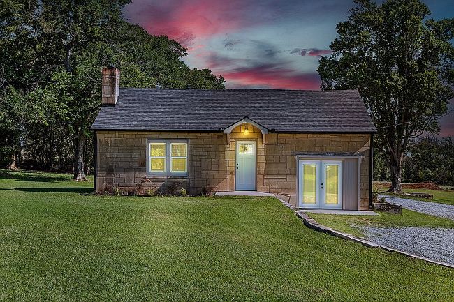 Photo of 9151 E River Rd, Newkirk, OK