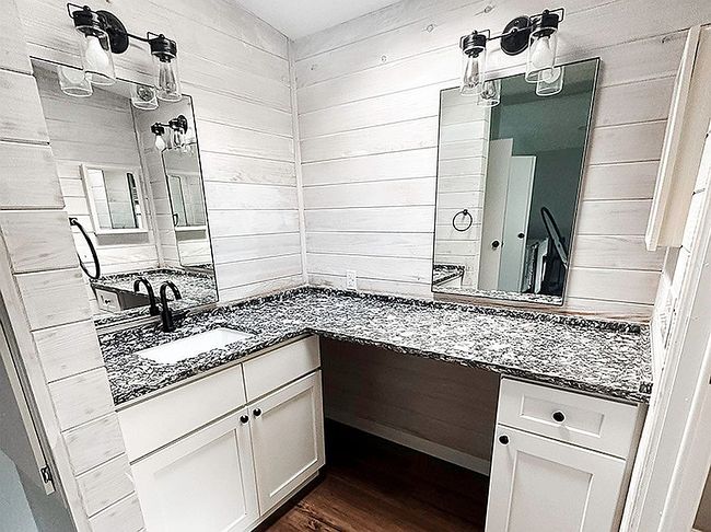 Photo of 1716 E Schwartz Blvd, Lady Lake, FL