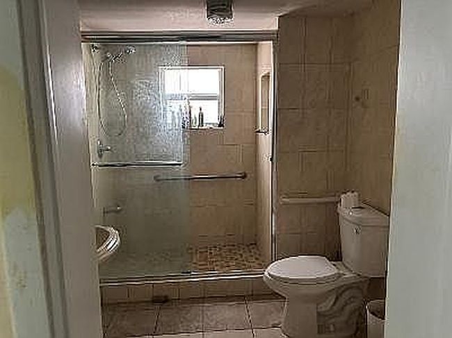 Photo of 9835 Sw 85th St, Miami, FL