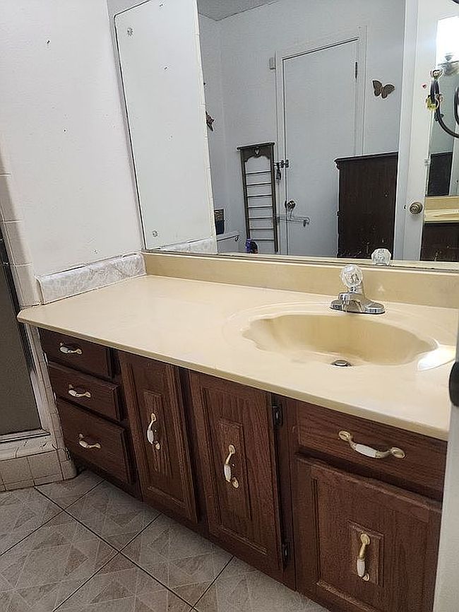 802 Lamar, Seguin, TX