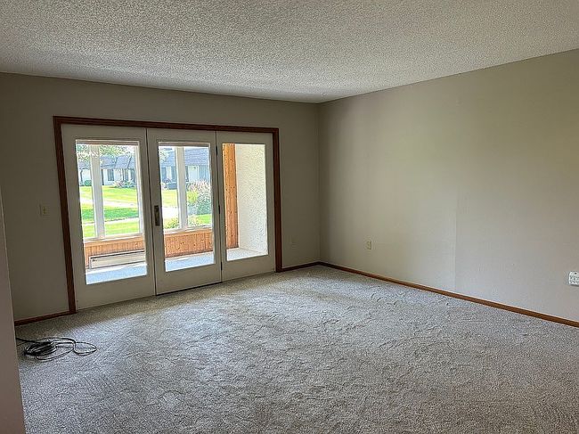 Photo of 1415 Lake St Apt 105, Alexandria, MN