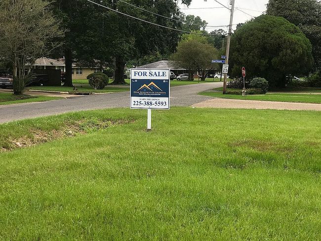 Image of 3328 Lone Oak Dr
