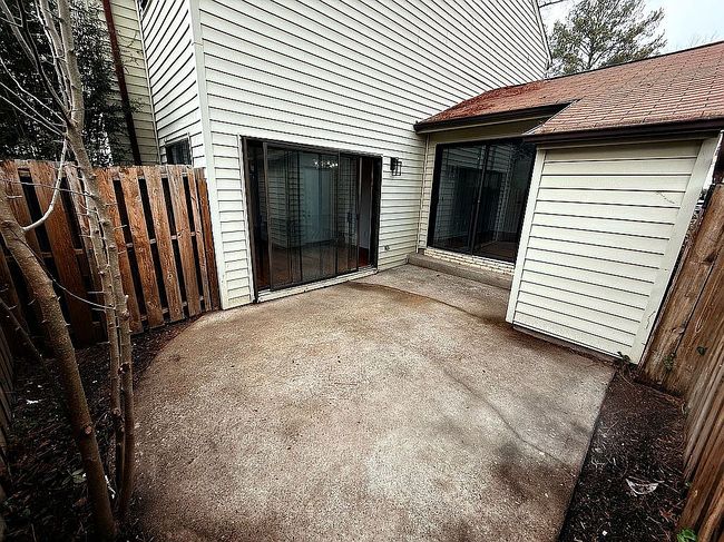 Image of 1090 Country Ct