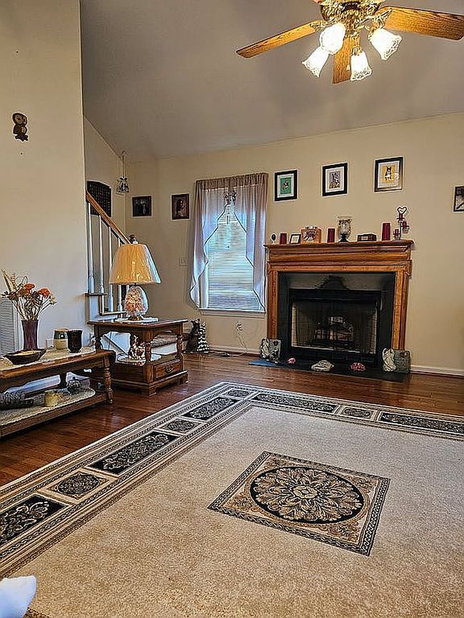 Image of 1339 Barker Dr