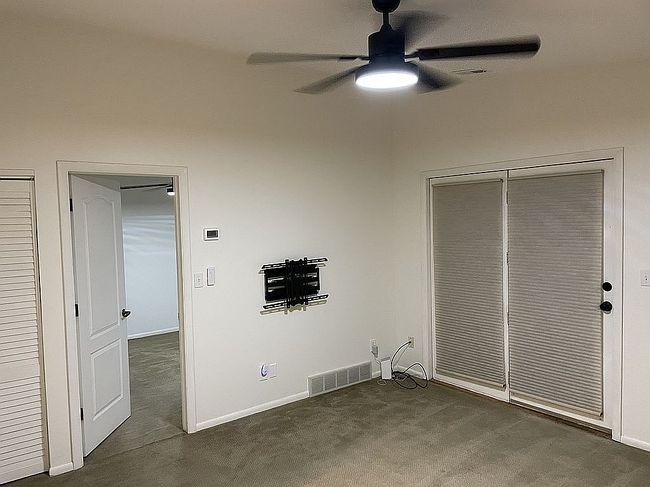 Additional photo 3 of property located at 484 N 300 W